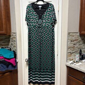 Catherines Black and Green Geometric Maxi Dress